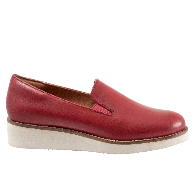 Softwalk Whistle S1810-601 Womens Red Wide Leather Loafer Flats Shoes