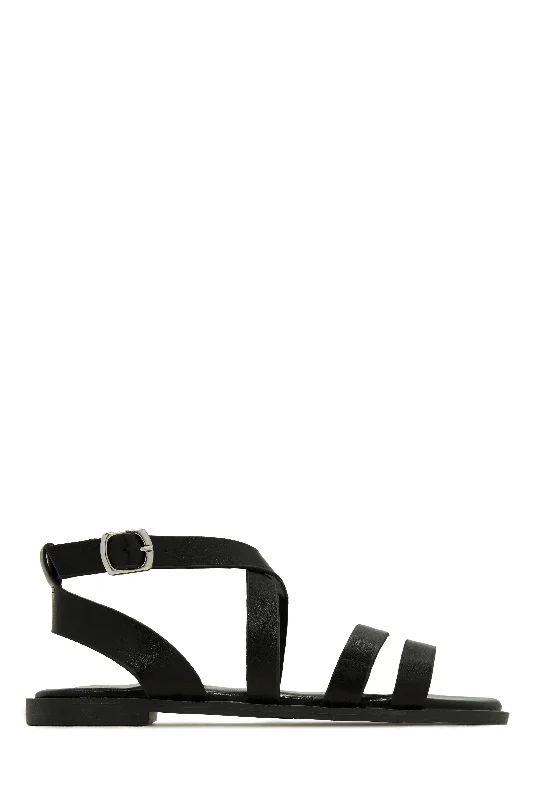 Sun Seeker Flat Strappy Sandals - Black